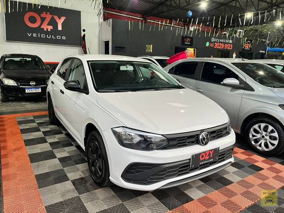 VOLKSWAGEN POLO 1.0 MPI MANUAL VOLKSWAGEN POLO 1.0 MPI MANUAL